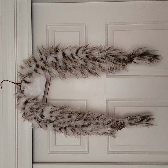 Fake Lynx stole or scarf - Picture 1 of 6